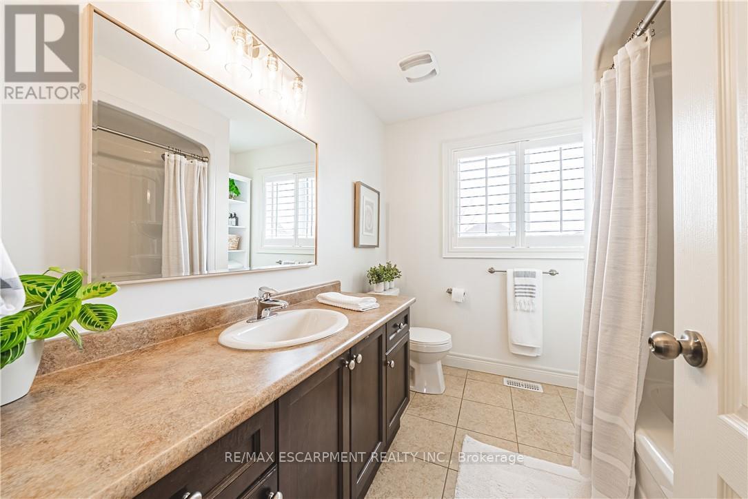 35 GRETI DRIVE, Hamilton, Ontario, L9B0C9 — Photo 21