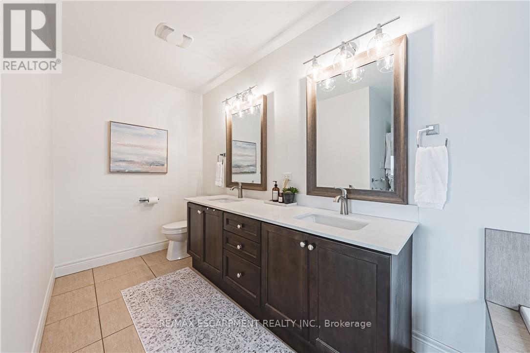 35 GRETI DRIVE, Hamilton, Ontario, L9B0C9 — Photo 24