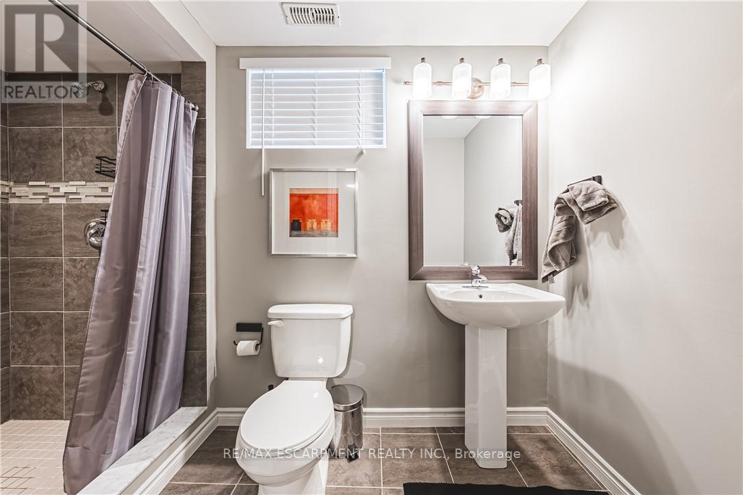 35 GRETI DRIVE, Hamilton, Ontario, L9B0C9 — Photo 31