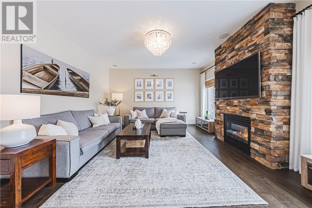 35 GRETI DRIVE, Hamilton, Ontario, L9B0C9 — Photo 8