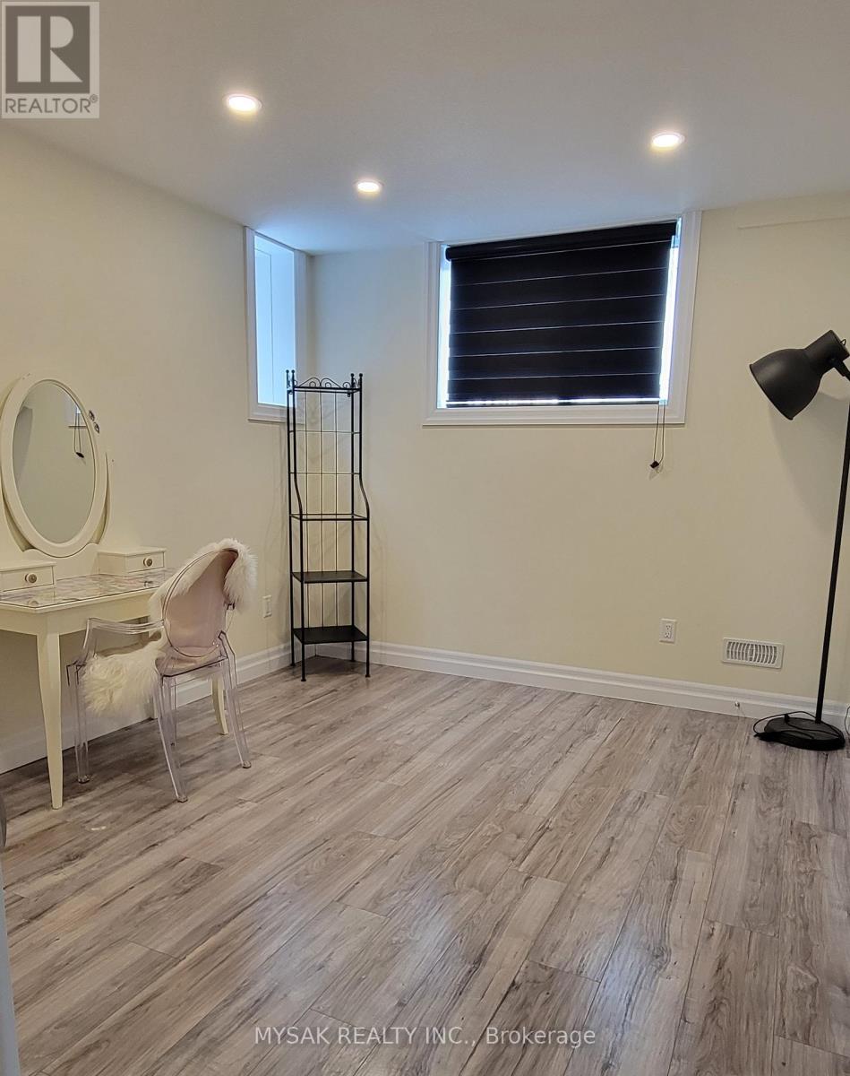 1 - 293 BLUCHER BOULEVARD, Kitchener, Ontario, N2H5V8 — Photo 8