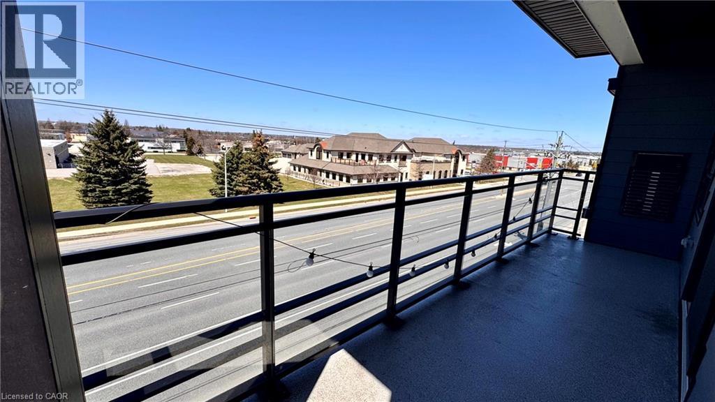 255 NORTHFIELD Drive E Unit# 301, Waterloo, Ontario, N2K0G5 — Photo 12