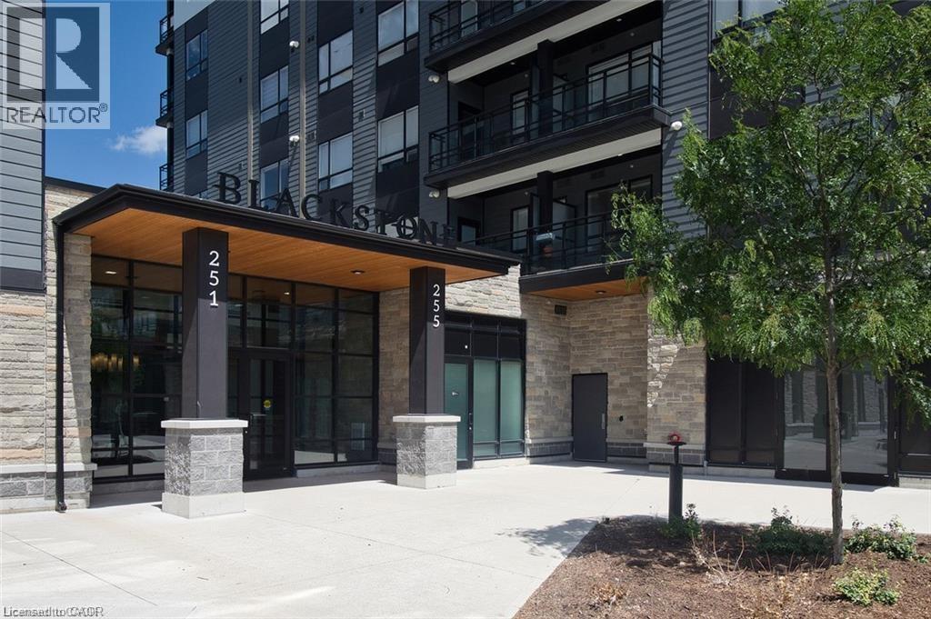 255 NORTHFIELD Drive E Unit# 301, Waterloo, Ontario, N2K0G5 — Photo 15
