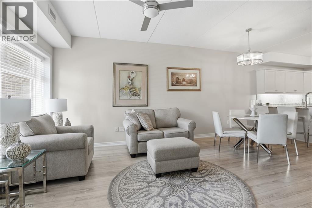 4644 PETTIT Avenue Unit# 203, Niagara Falls, Ontario, L2E6L5 — Photo 12
