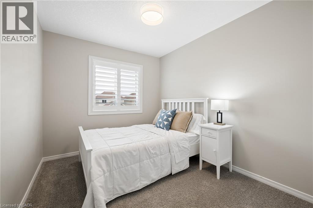 951 ZELLER Crescent, Kitchener, Ontario, N2A0C9 — Photo 23