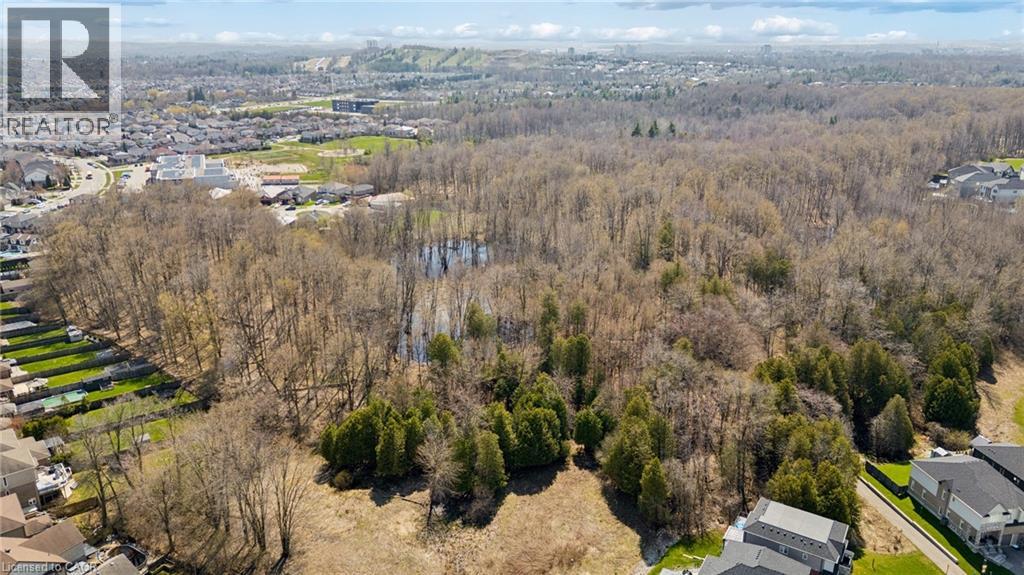 951 ZELLER Crescent, Kitchener, Ontario, N2A0C9 — Photo 38