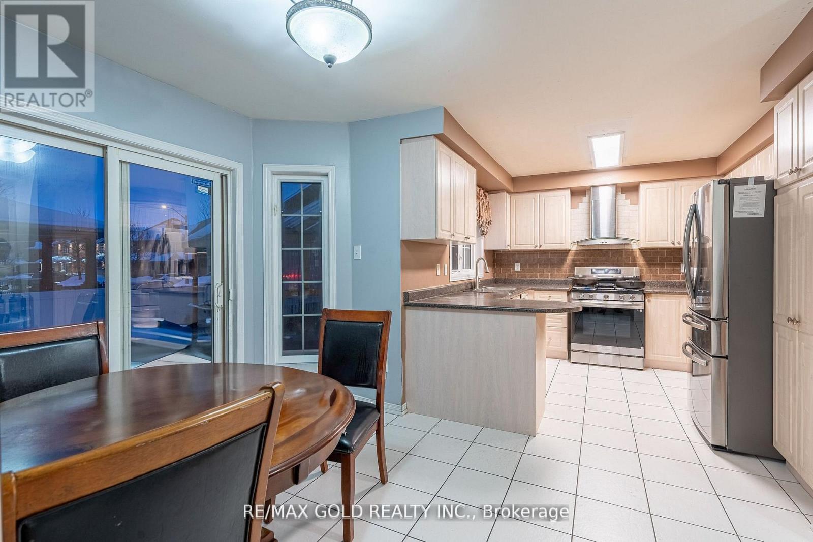 46 EGYPT DRIVE, Brampton (Sandringham-Wellington), Ontario, L6R2T9 — Photo 11