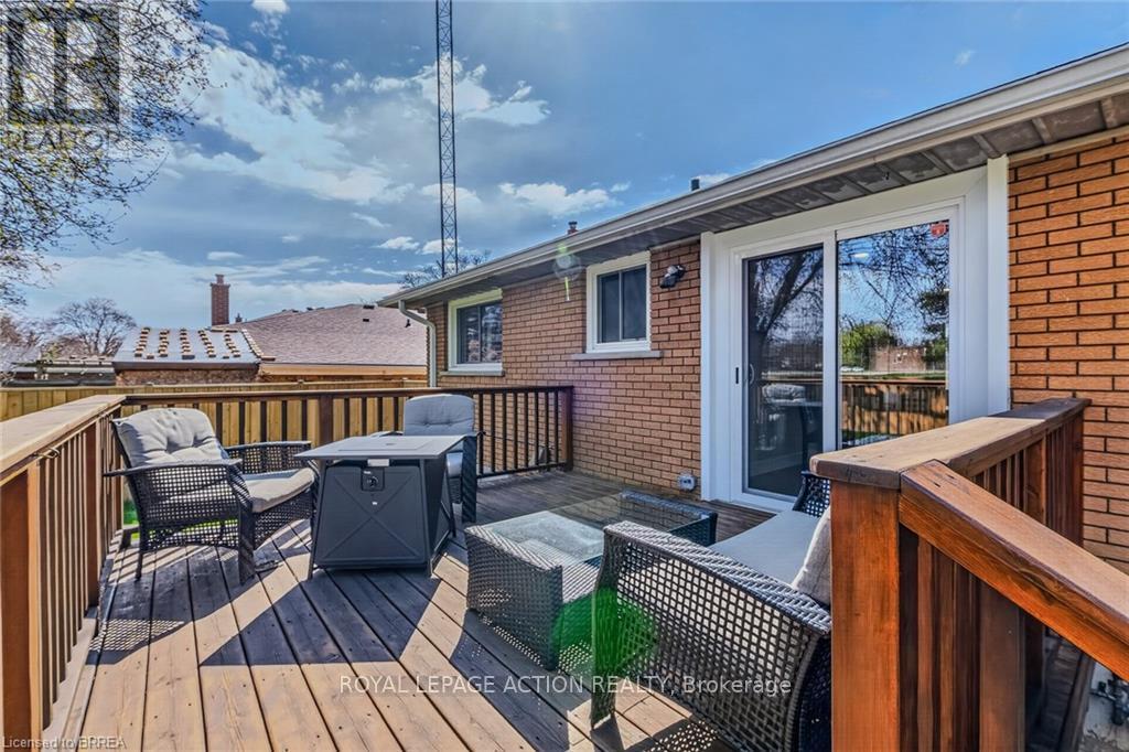 27 ALLANTON BOULEVARD, Brantford, Ontario, N3R3B8 — Photo 10