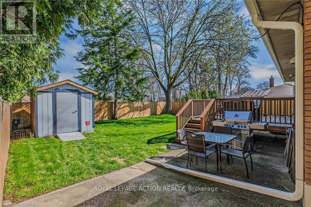 27 ALLANTON BOULEVARD, Brantford, Ontario, N3R3B8 — Photo 6