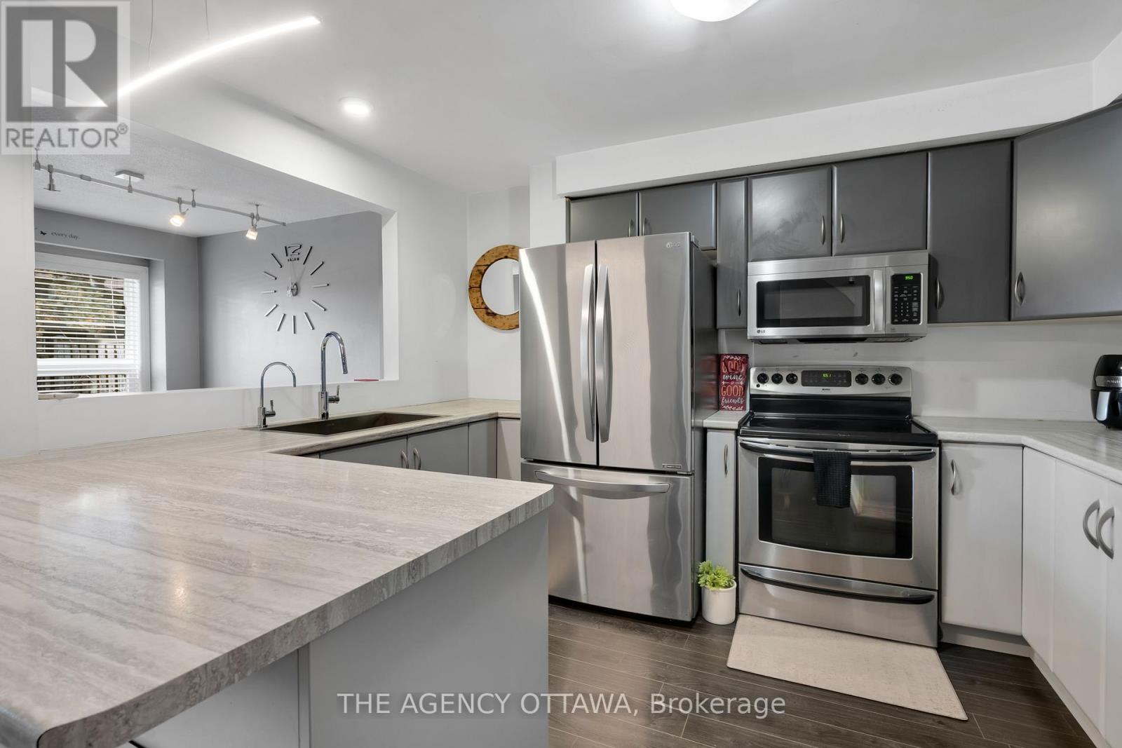 9 - 10 COLLINS CRESCENT, Brampton (Brampton North), Ontario, L6V3M9 — Photo 12