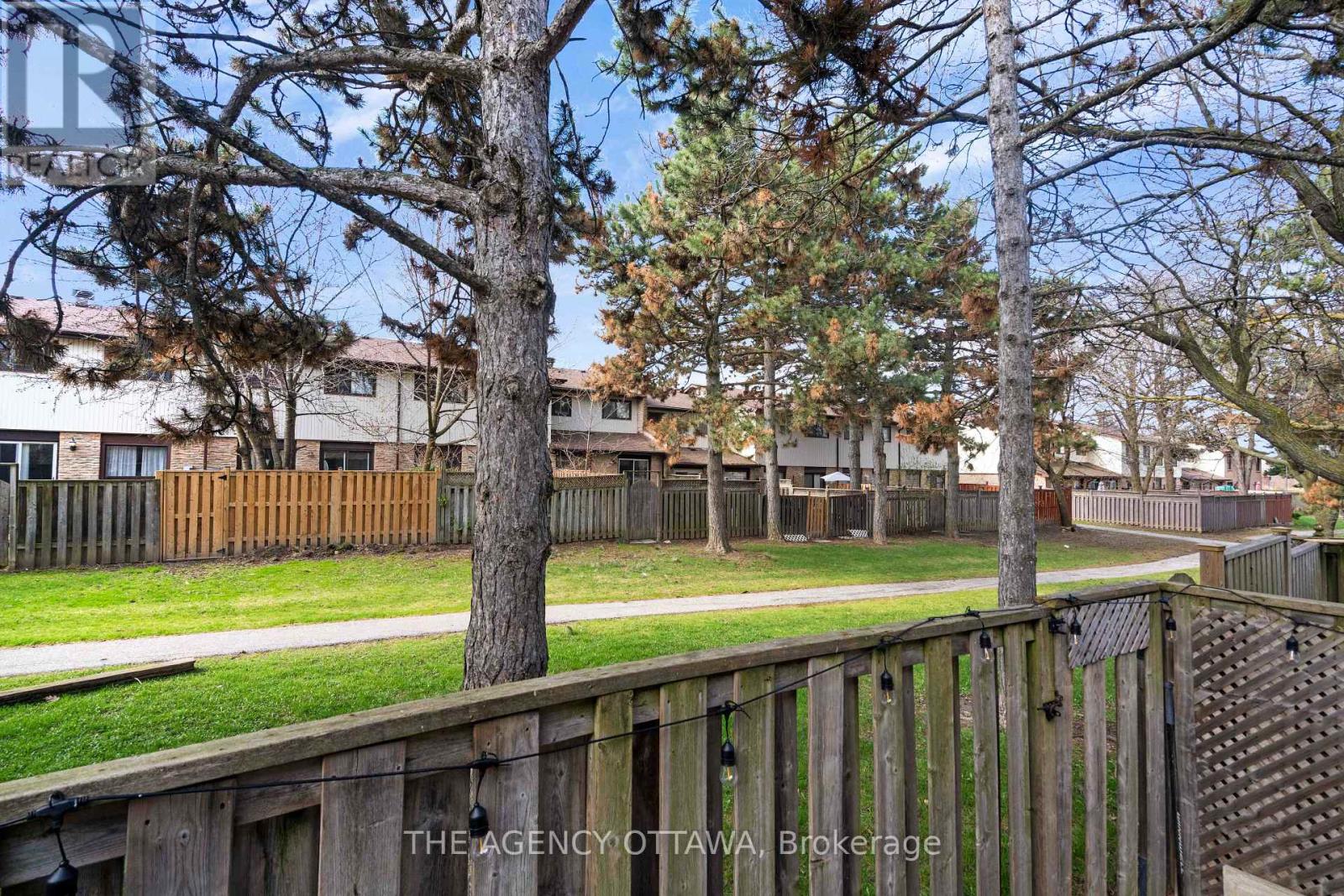 9 - 10 COLLINS CRESCENT, Brampton (Brampton North), Ontario, L6V3M9 — Photo 6