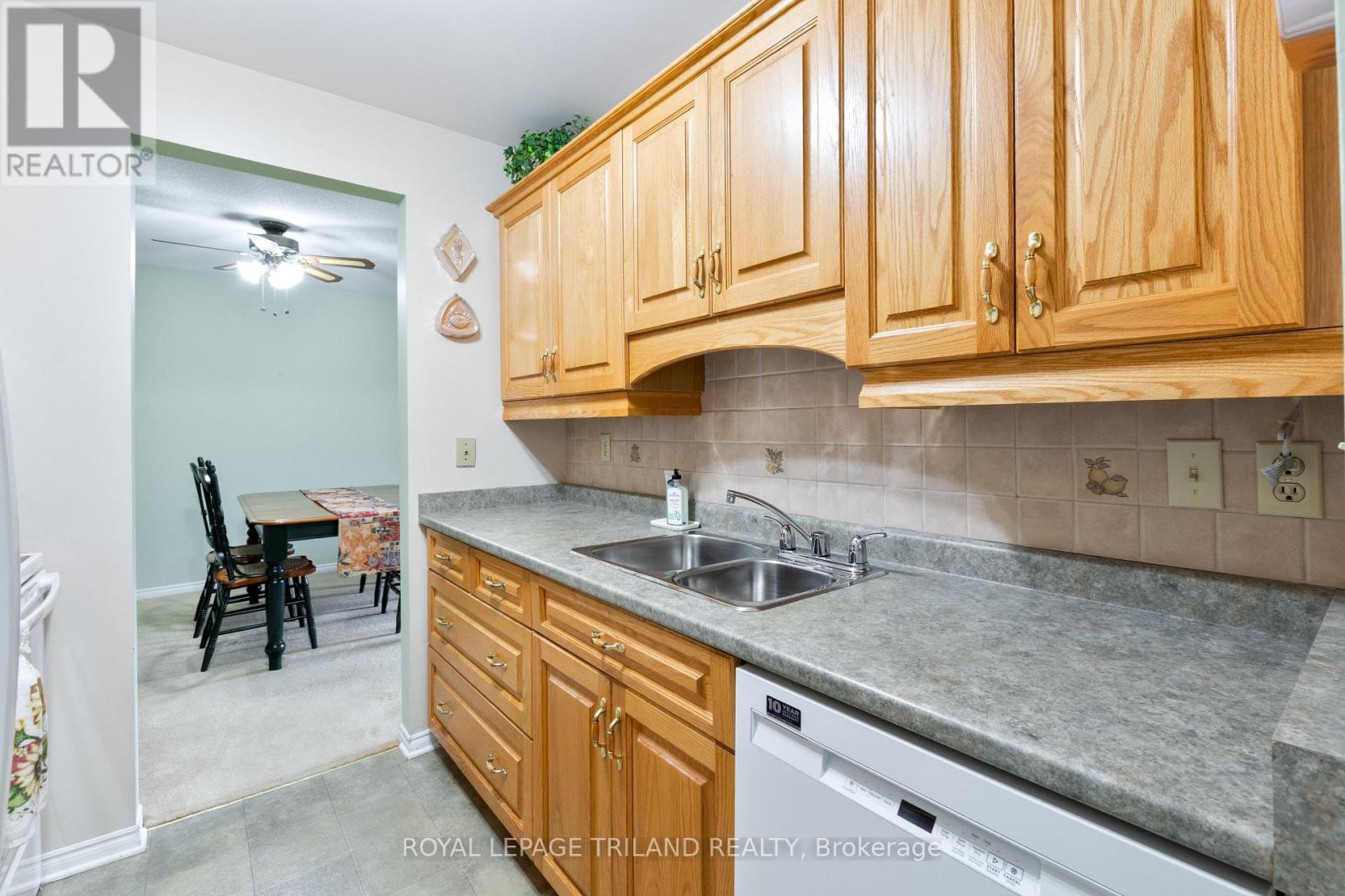 123 - 440 WELINGTON STREET, St. Thomas, Ontario, N5R5X5 — Photo 7