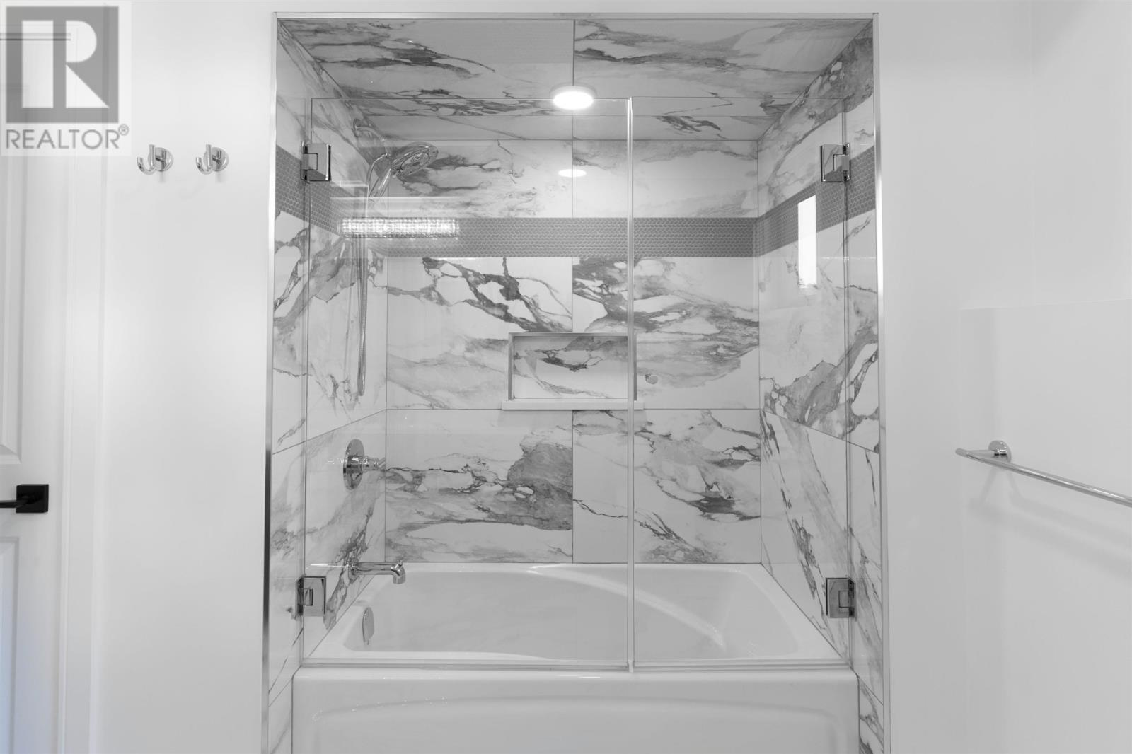 2111 Magnolia DR, Thunder Bay, Ontario, P7K0J3 — Photo 32