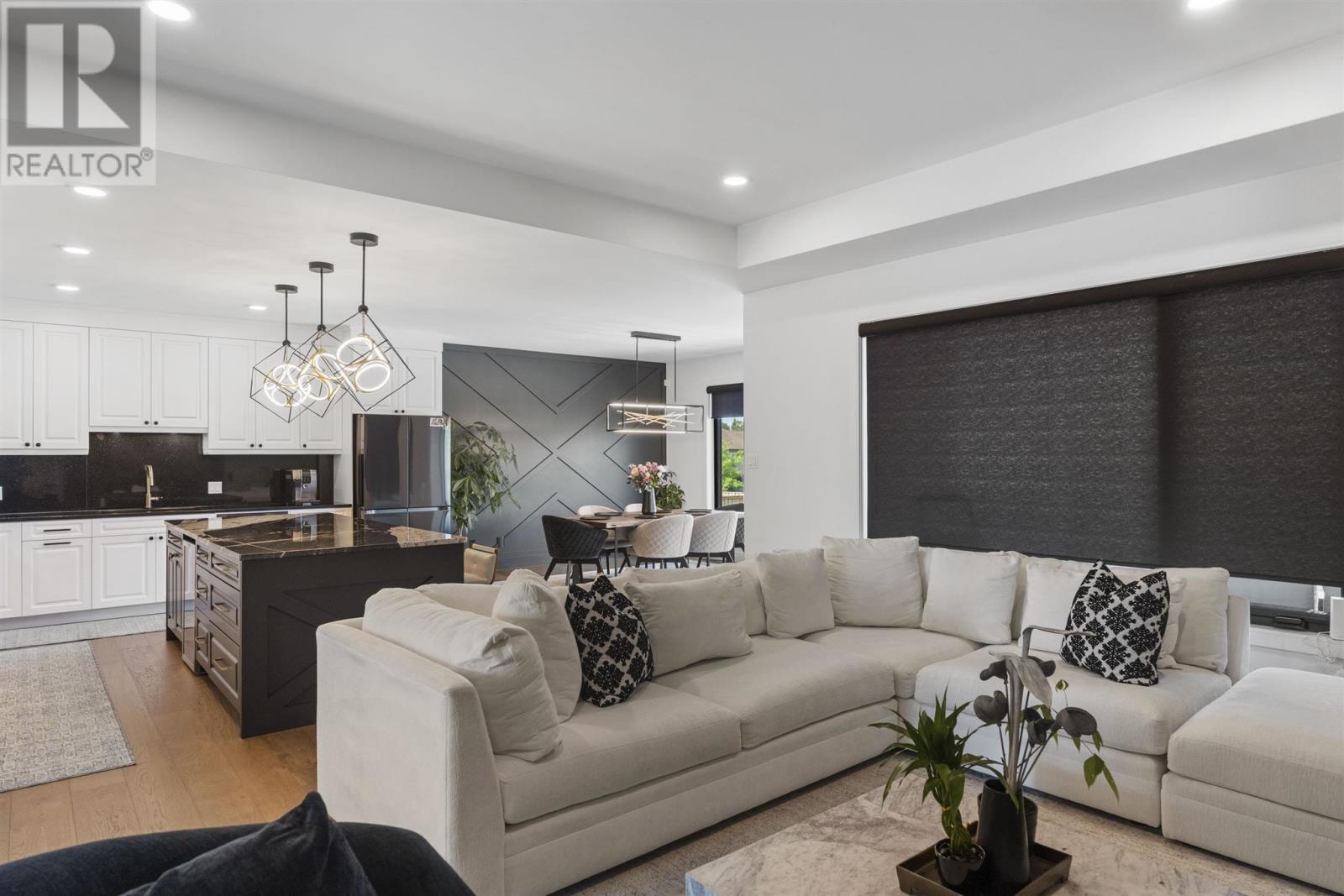 2111 Magnolia DR, Thunder Bay, Ontario, P7K0J3 — Photo 4