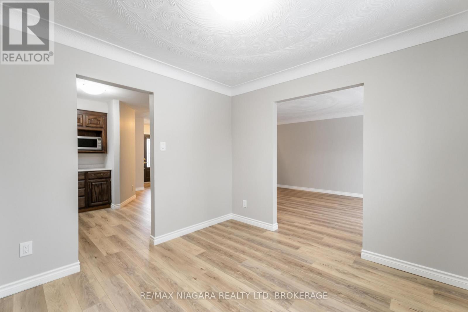 10 DONEGEL PLACE, Hamilton (Bruleville), Ontario, L9A4Z6 — Photo 10