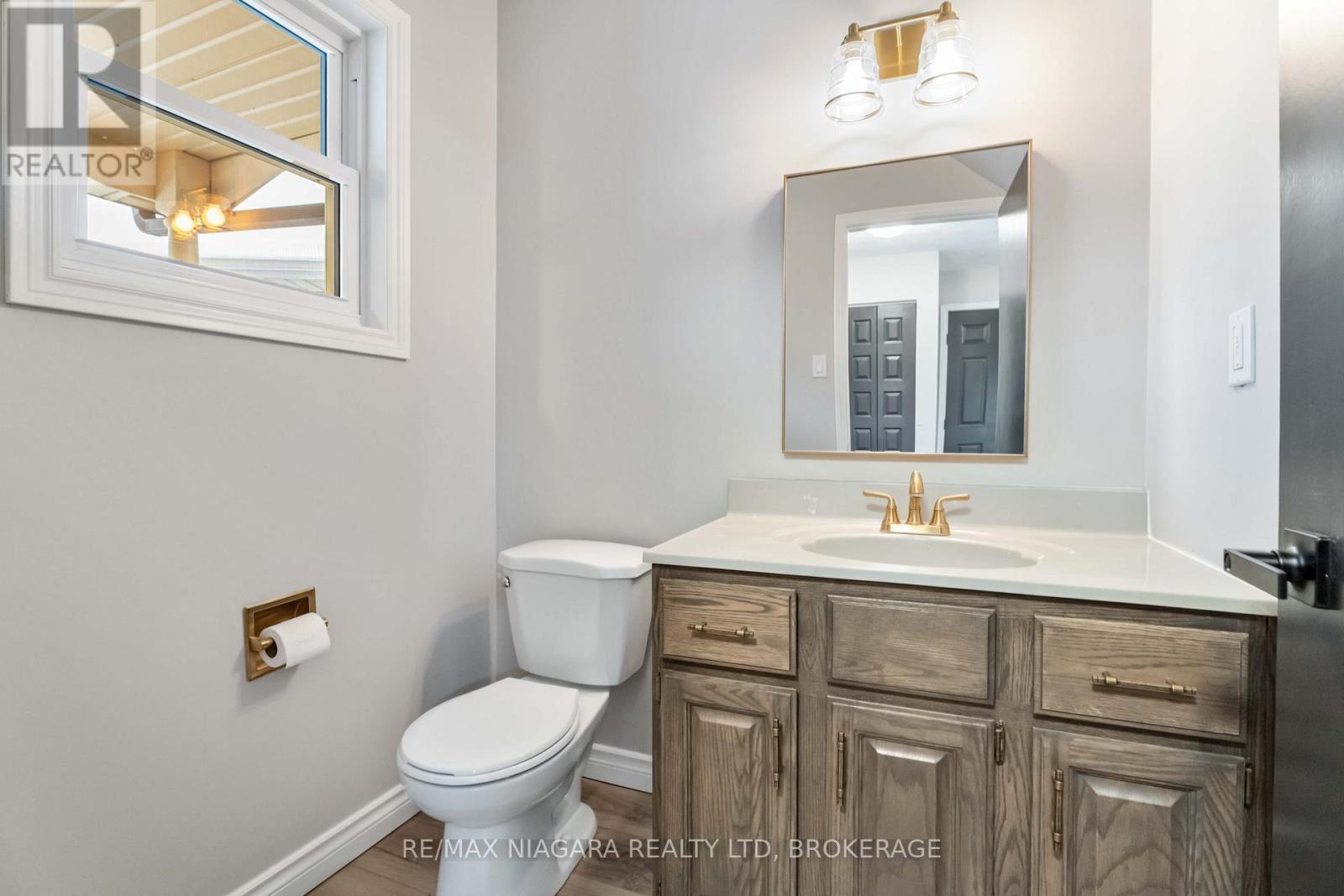 10 DONEGEL PLACE, Hamilton (Bruleville), Ontario, L9A4Z6 — Photo 13