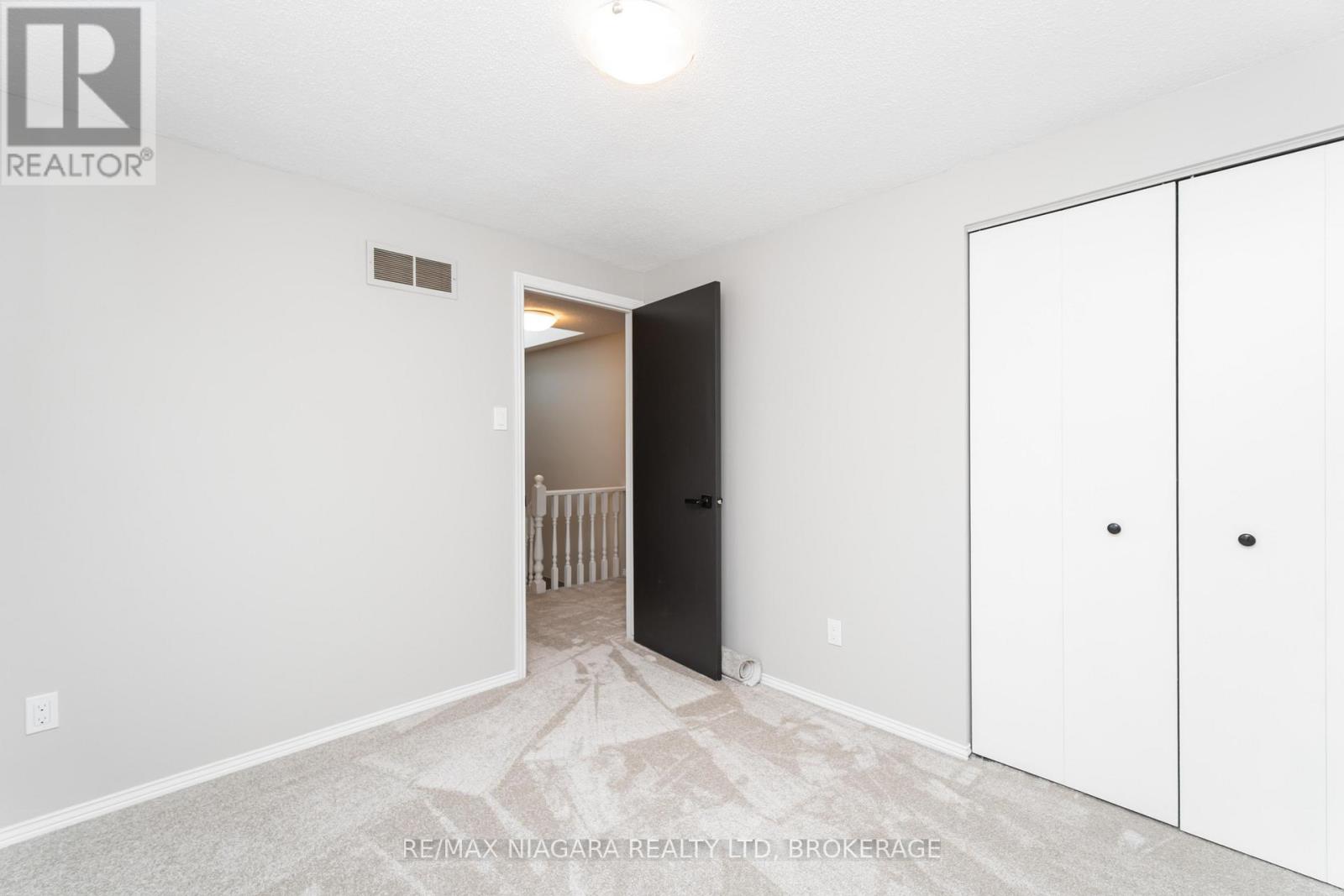 10 DONEGEL PLACE, Hamilton (Bruleville), Ontario, L9A4Z6 — Photo 14