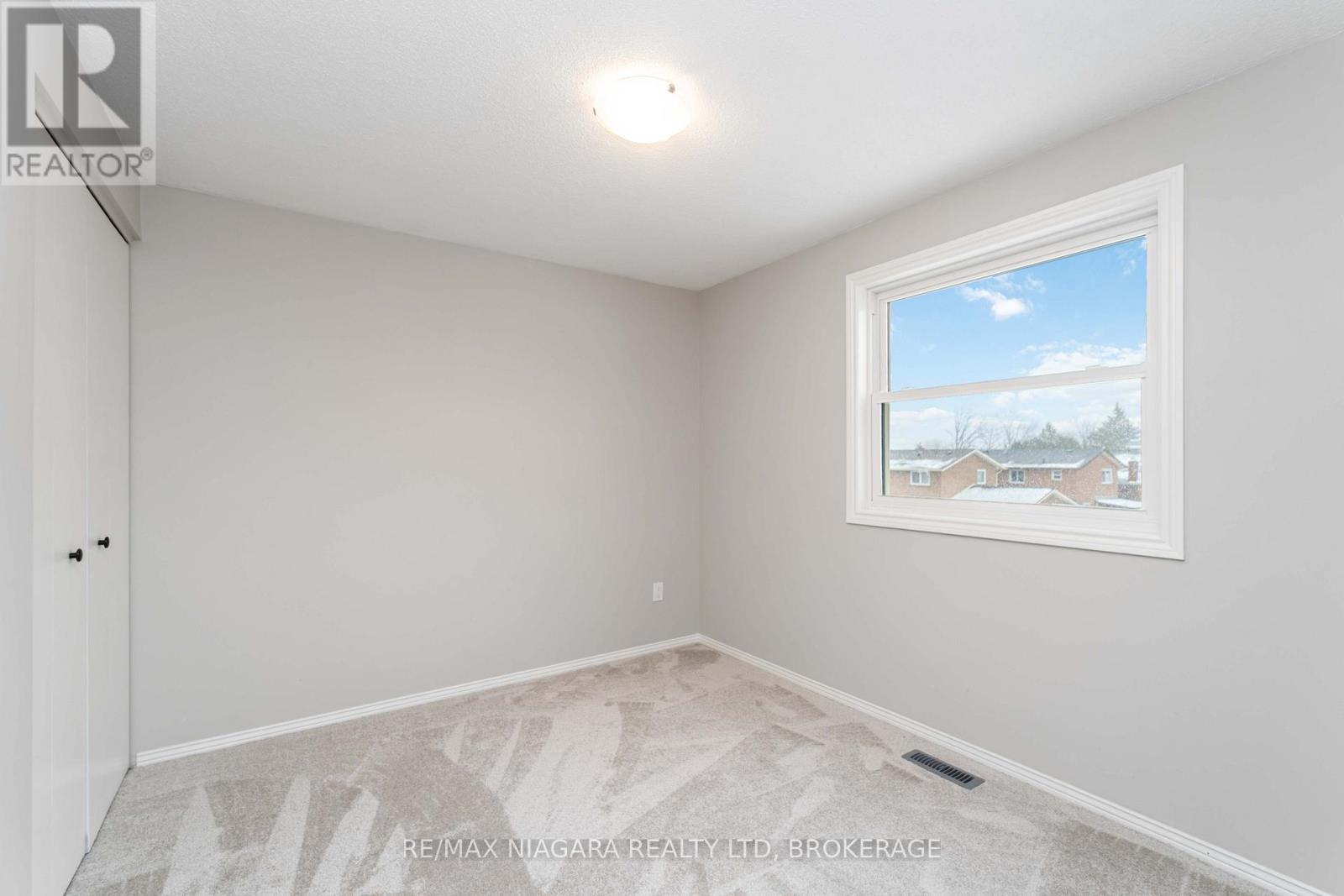 10 DONEGEL PLACE, Hamilton (Bruleville), Ontario, L9A4Z6 — Photo 15