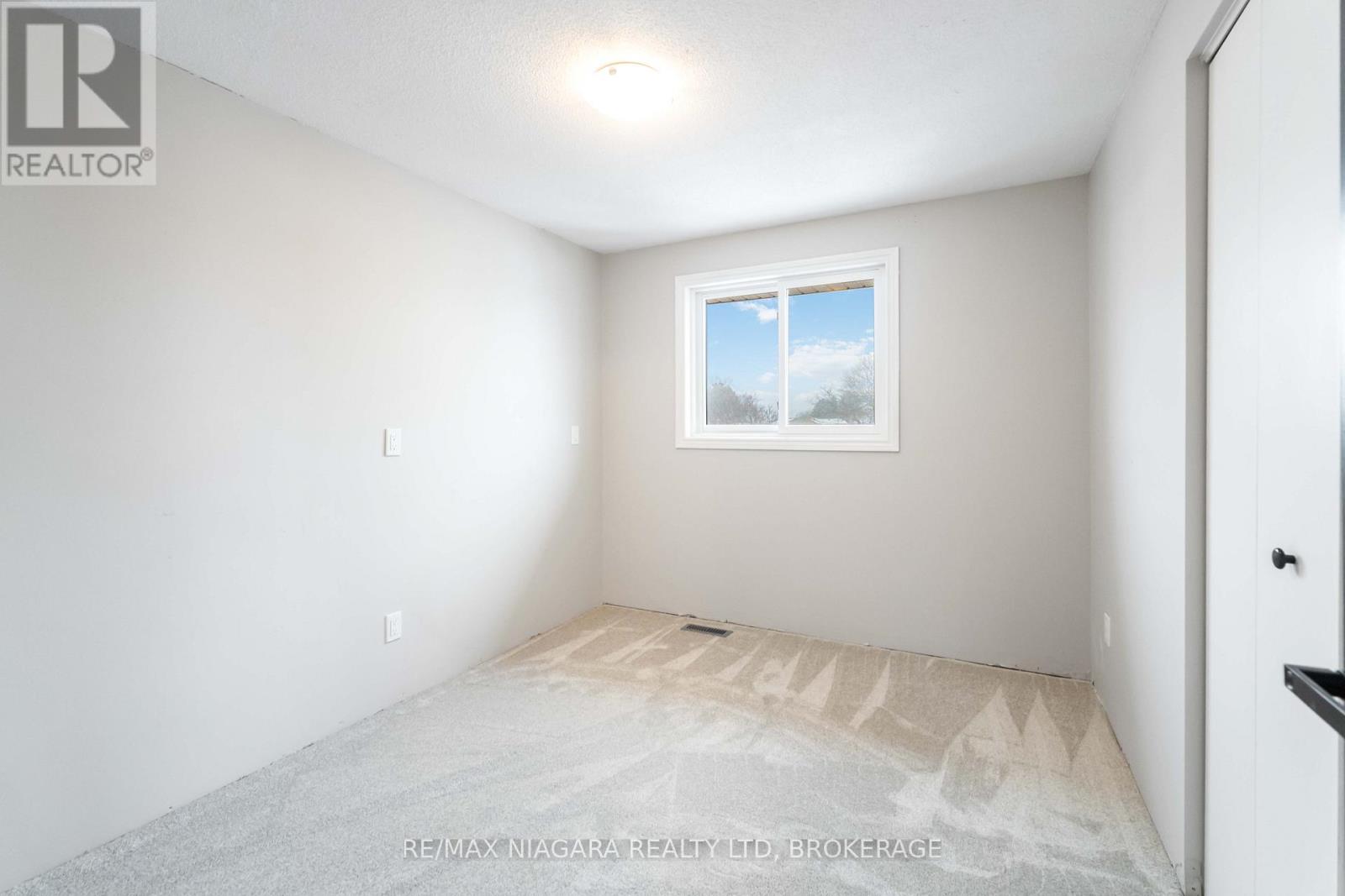 10 DONEGEL PLACE, Hamilton (Bruleville), Ontario, L9A4Z6 — Photo 17