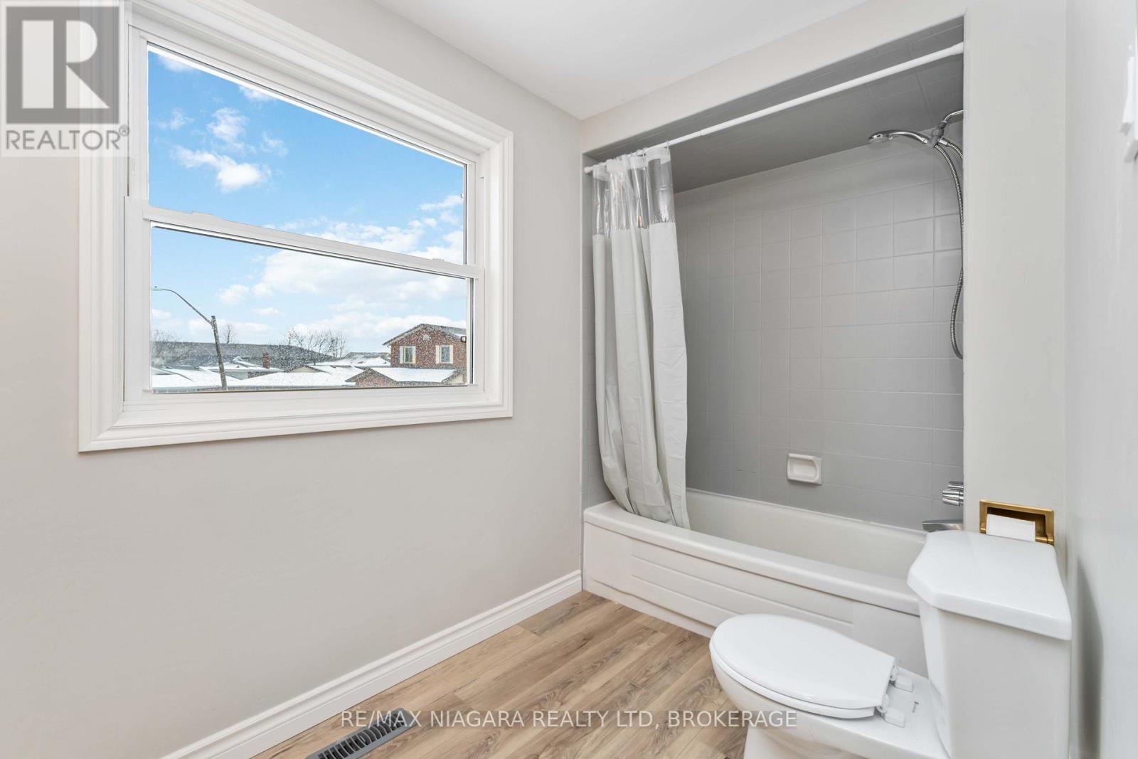 10 DONEGEL PLACE, Hamilton (Bruleville), Ontario, L9A4Z6 — Photo 19