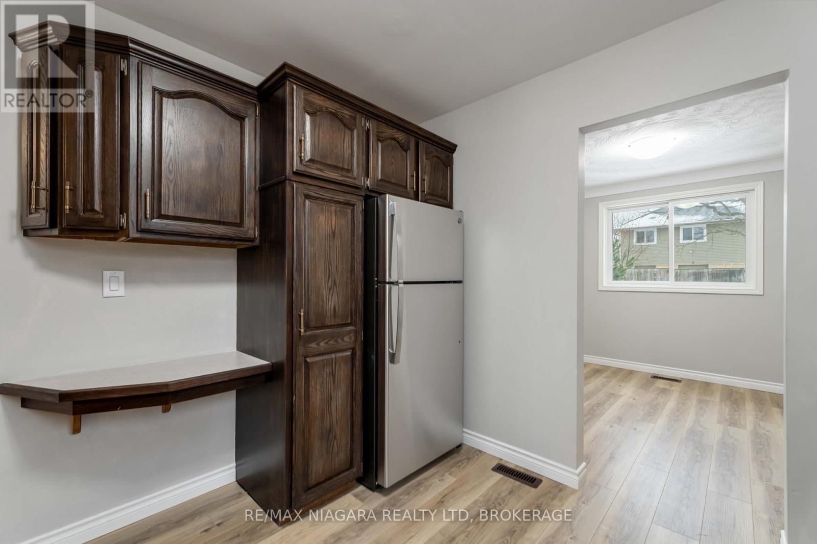 10 DONEGEL PLACE, Hamilton (Bruleville), Ontario, L9A4Z6 — Photo 9