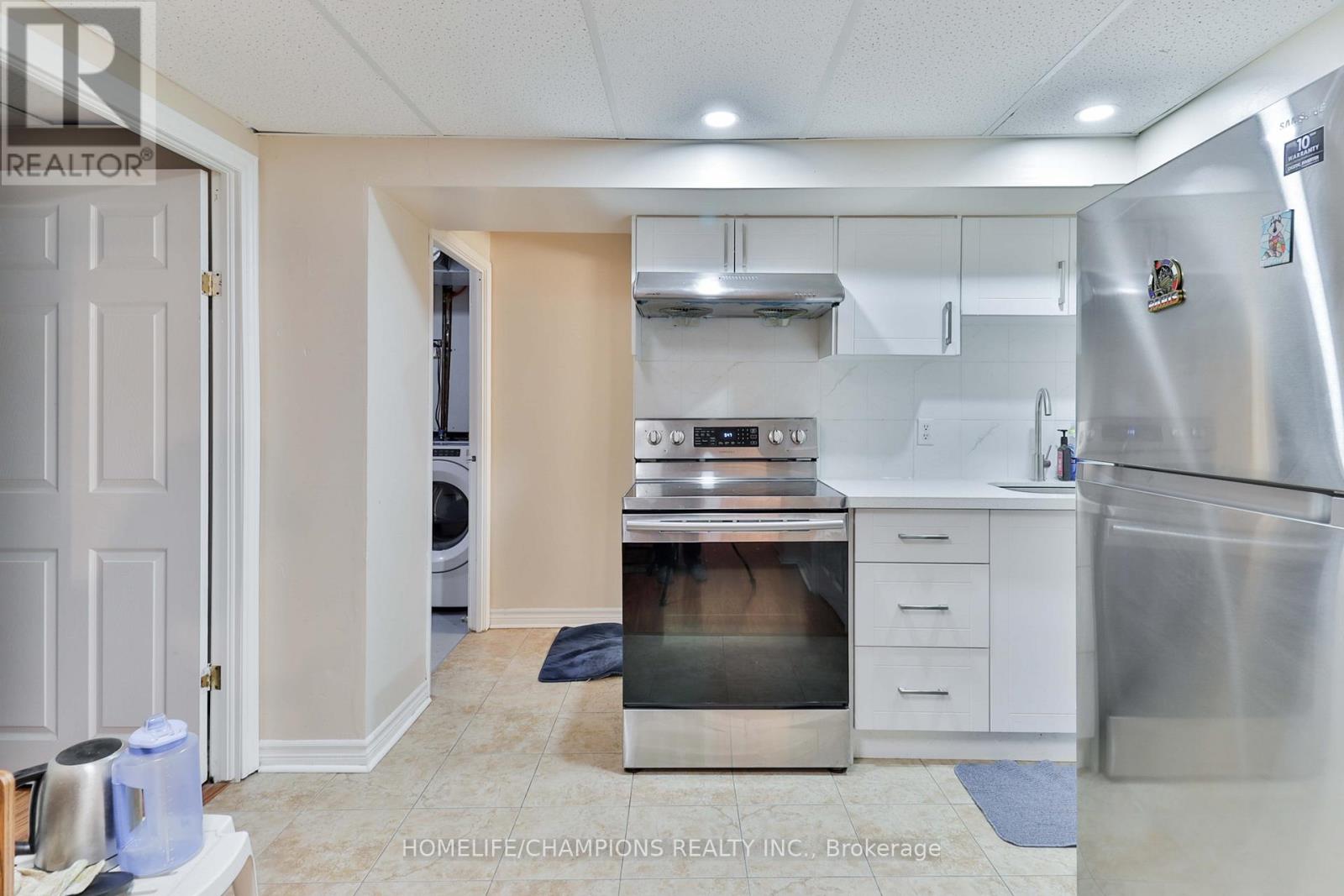188 LARGE CRESCENT, Ajax (Central West), Ontario, L1T2R2 — Photo 27