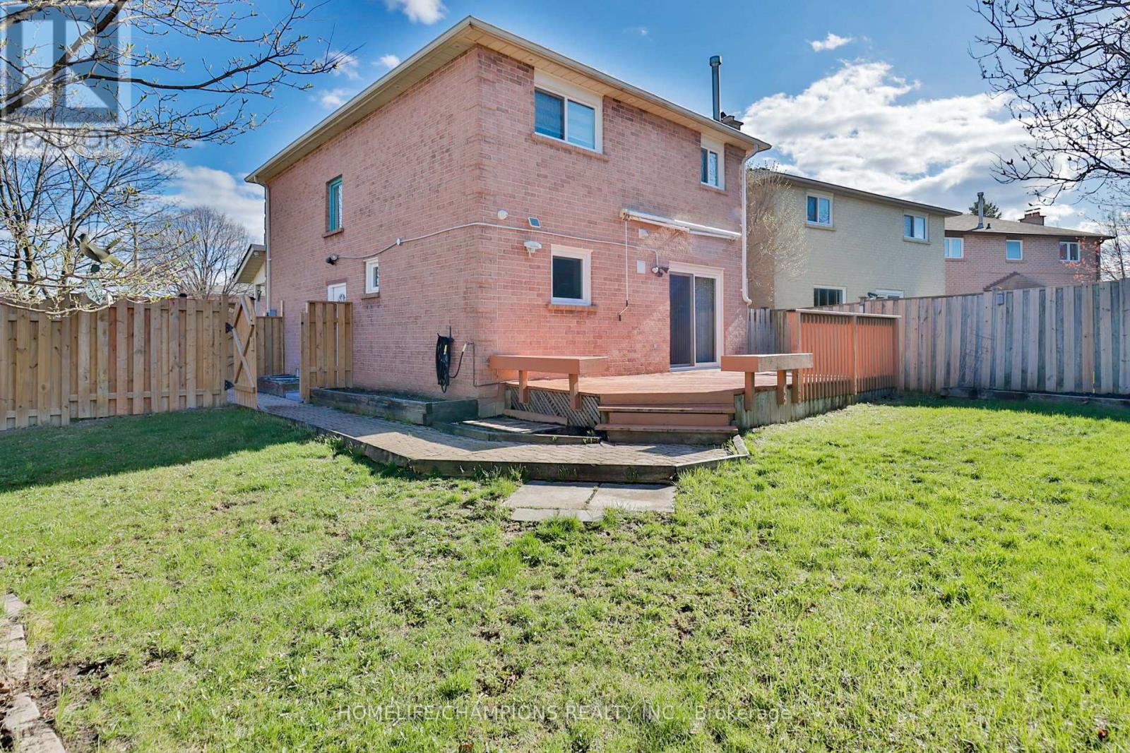 188 LARGE CRESCENT, Ajax (Central West), Ontario, L1T2R2 — Photo 35