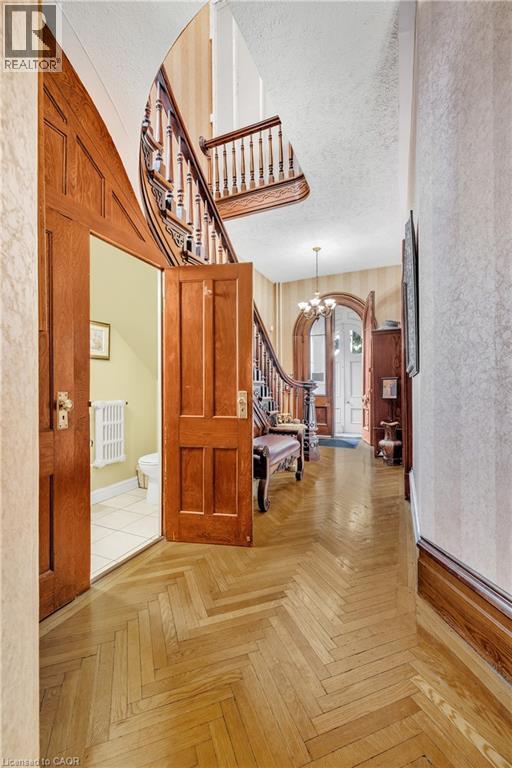 77 LIGHT Street, Woodstock, Ontario, N4S6G9 — Photo 4