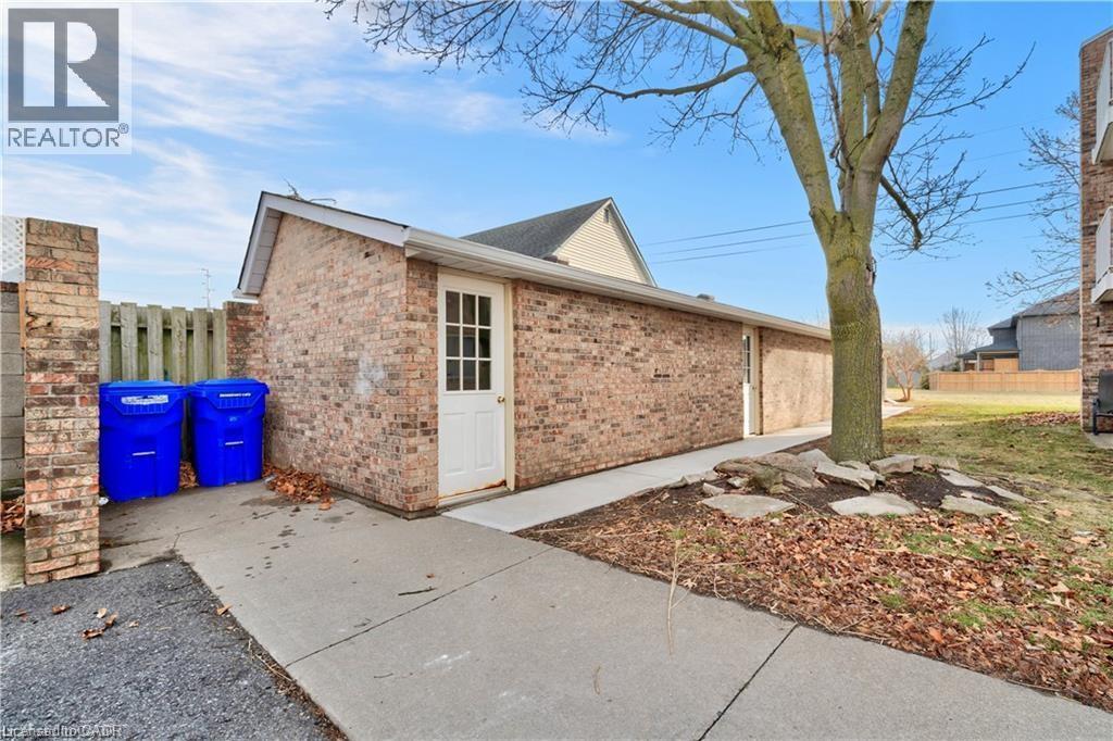 1061 VANSICKLE Road N Unit# 303B, St. Catharines, Ontario, L2M2X4 — Photo 25