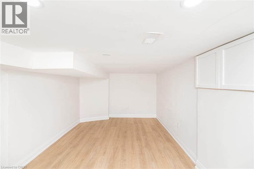 297 BRITANNIA Avenue, Hamilton, Ontario, L8H1Y2 — Photo 38