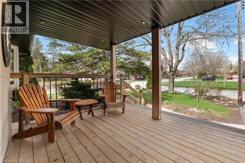 1367 ST MARYS Crescent, Burlington, Ontario, L7P1S1 — Photo 25