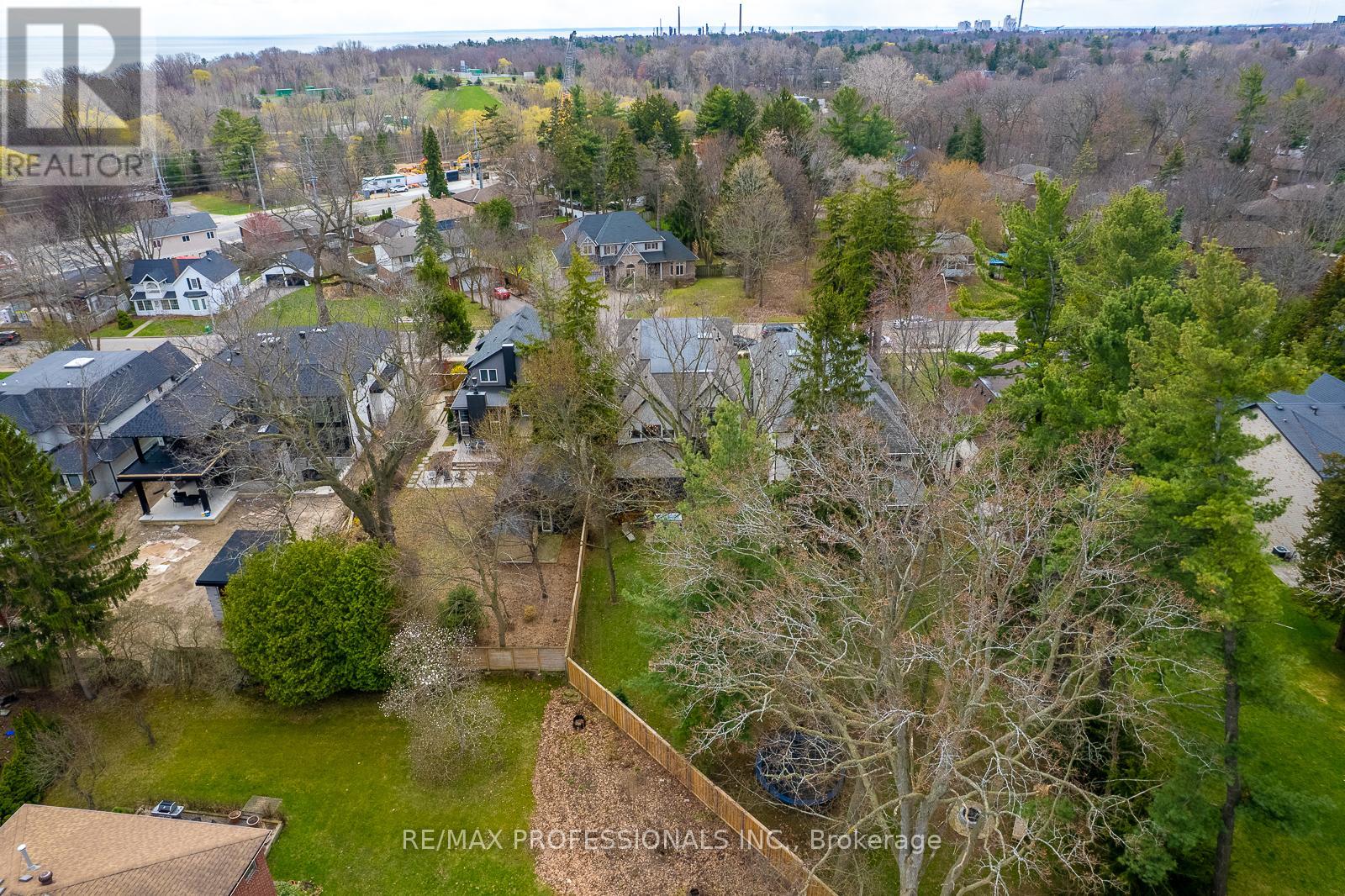 1039 LORNE PARK ROAD, Mississauga (Lorne Park), Ontario, L5H2Z9 — Photo 48