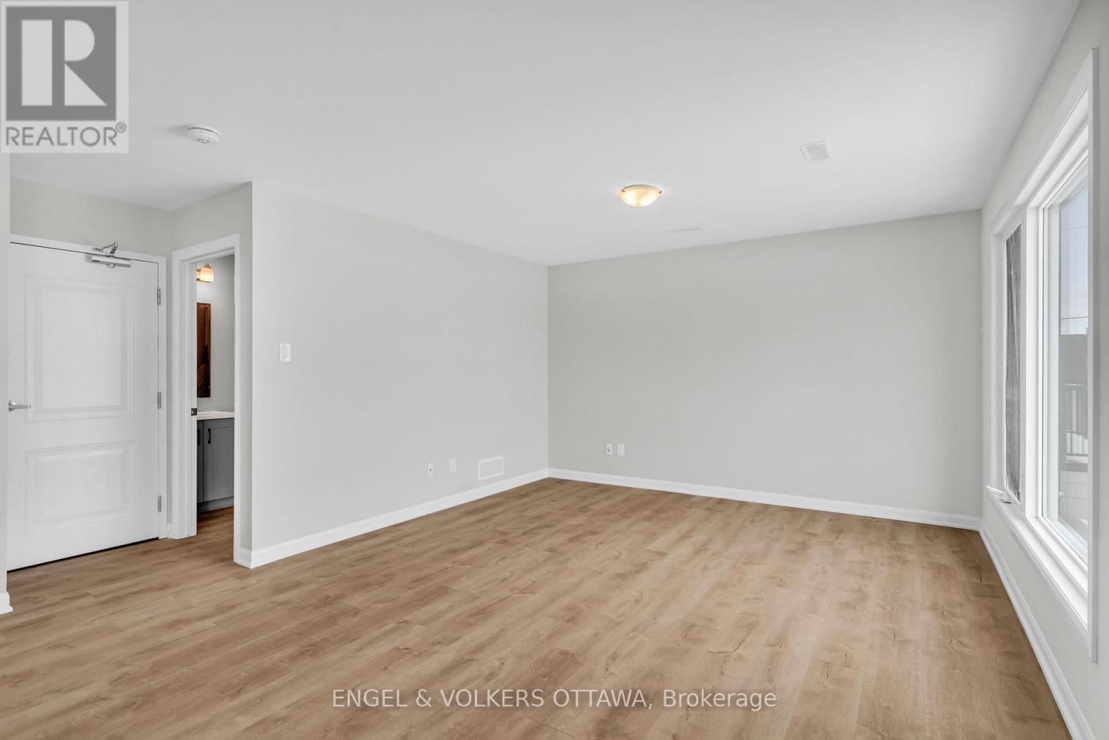 1627 CREEKWAY PRIVATE, Ottawa, Ontario, K2T0R8 — Photo 4