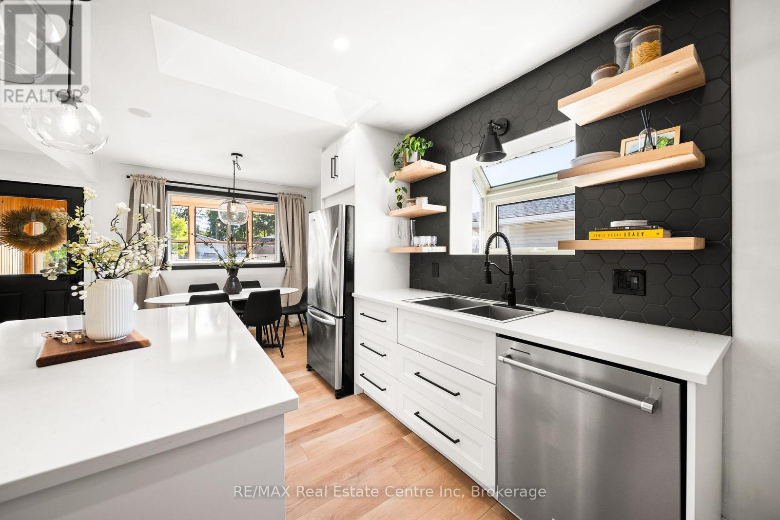 51 MUSKOKA DRIVE, Guelph (Victoria North), Ontario, N1E3M8 — Photo 10