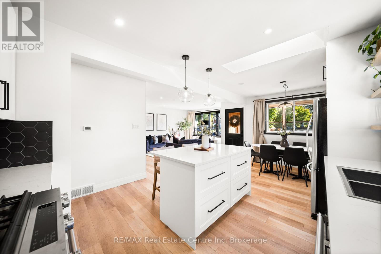 51 MUSKOKA DRIVE, Guelph (Victoria North), Ontario, N1E3M8 — Photo 11