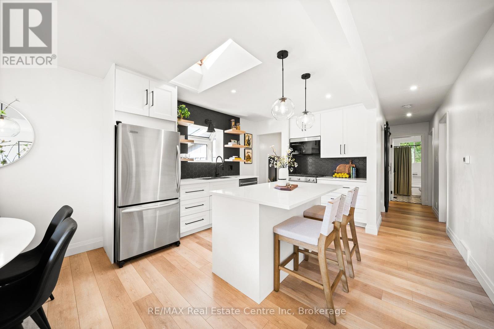 51 MUSKOKA DRIVE, Guelph (Victoria North), Ontario, N1E3M8 — Photo 6