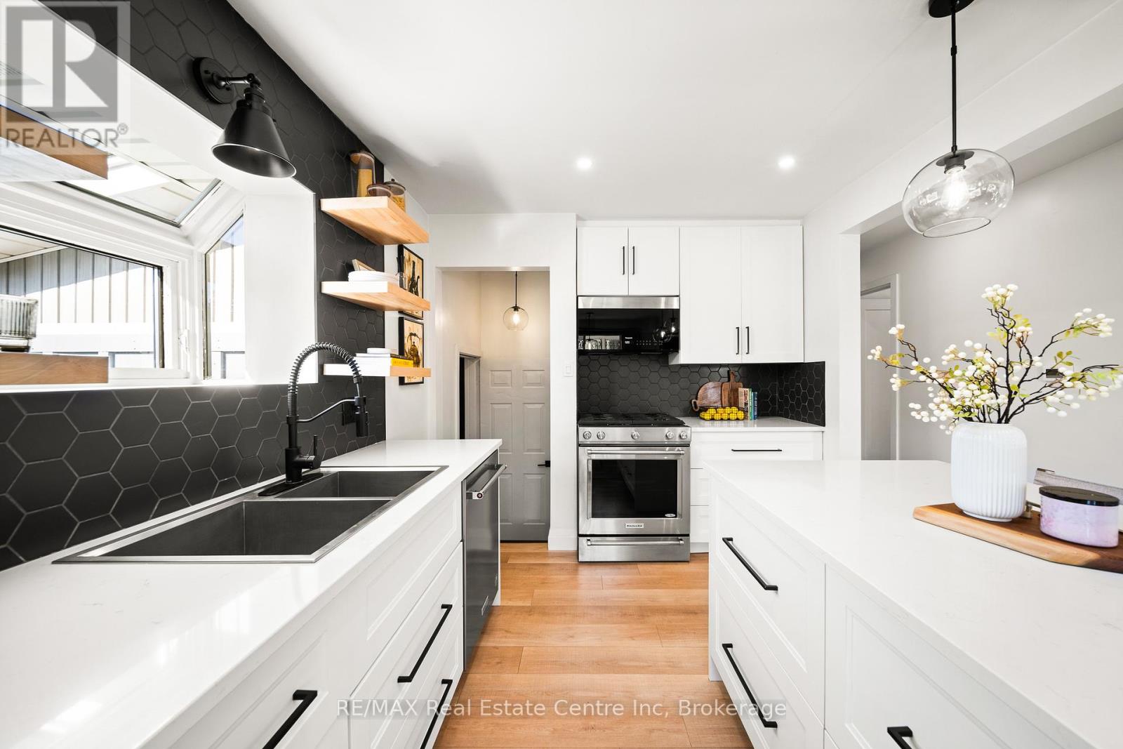 51 MUSKOKA DRIVE, Guelph (Victoria North), Ontario, N1E3M8 — Photo 8