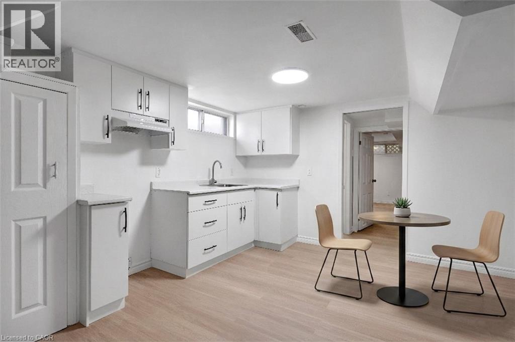 335 SPEEDVALE Avenue E, Guelph, Ontario, N1E1N6 — Photo 24