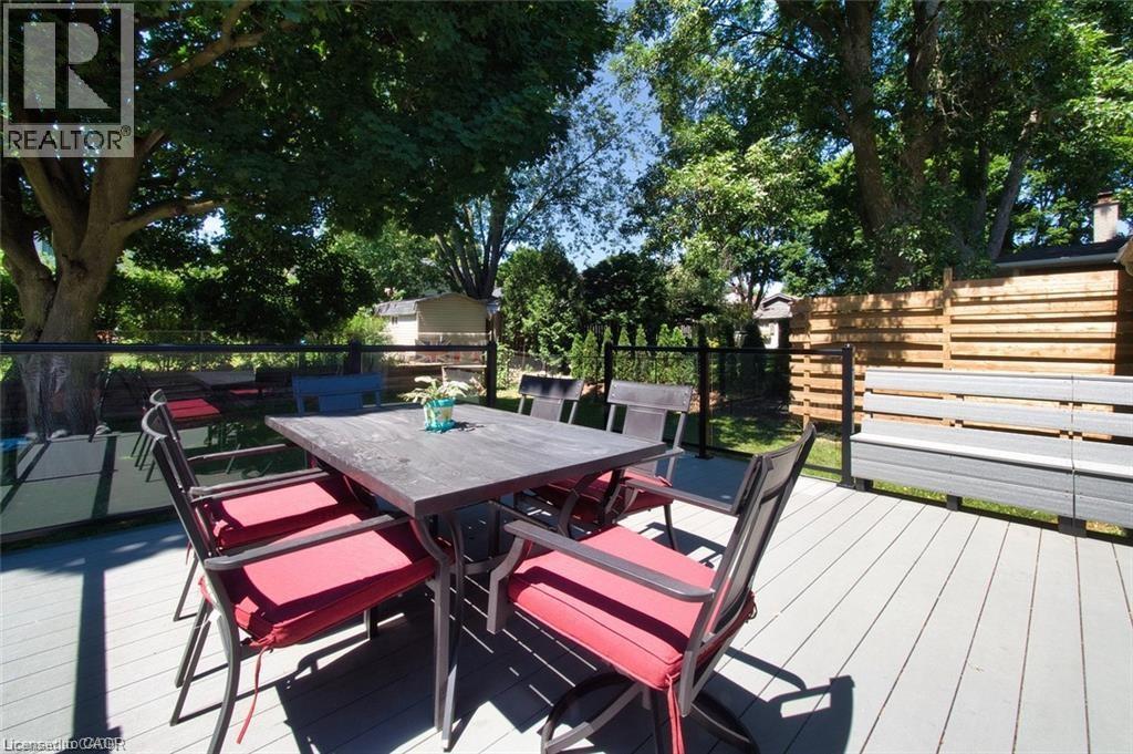 115 UPLANDS Drive, Kitchener, Ontario, N2M4X3 — Photo 19