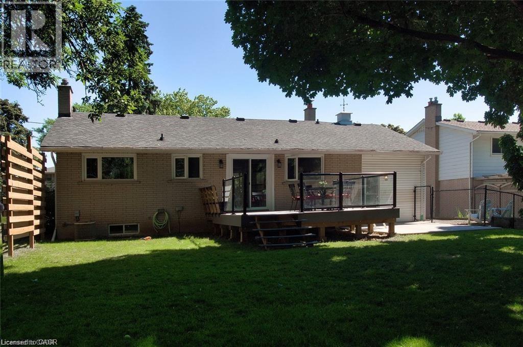 115 UPLANDS Drive, Kitchener, Ontario, N2M4X3 — Photo 50