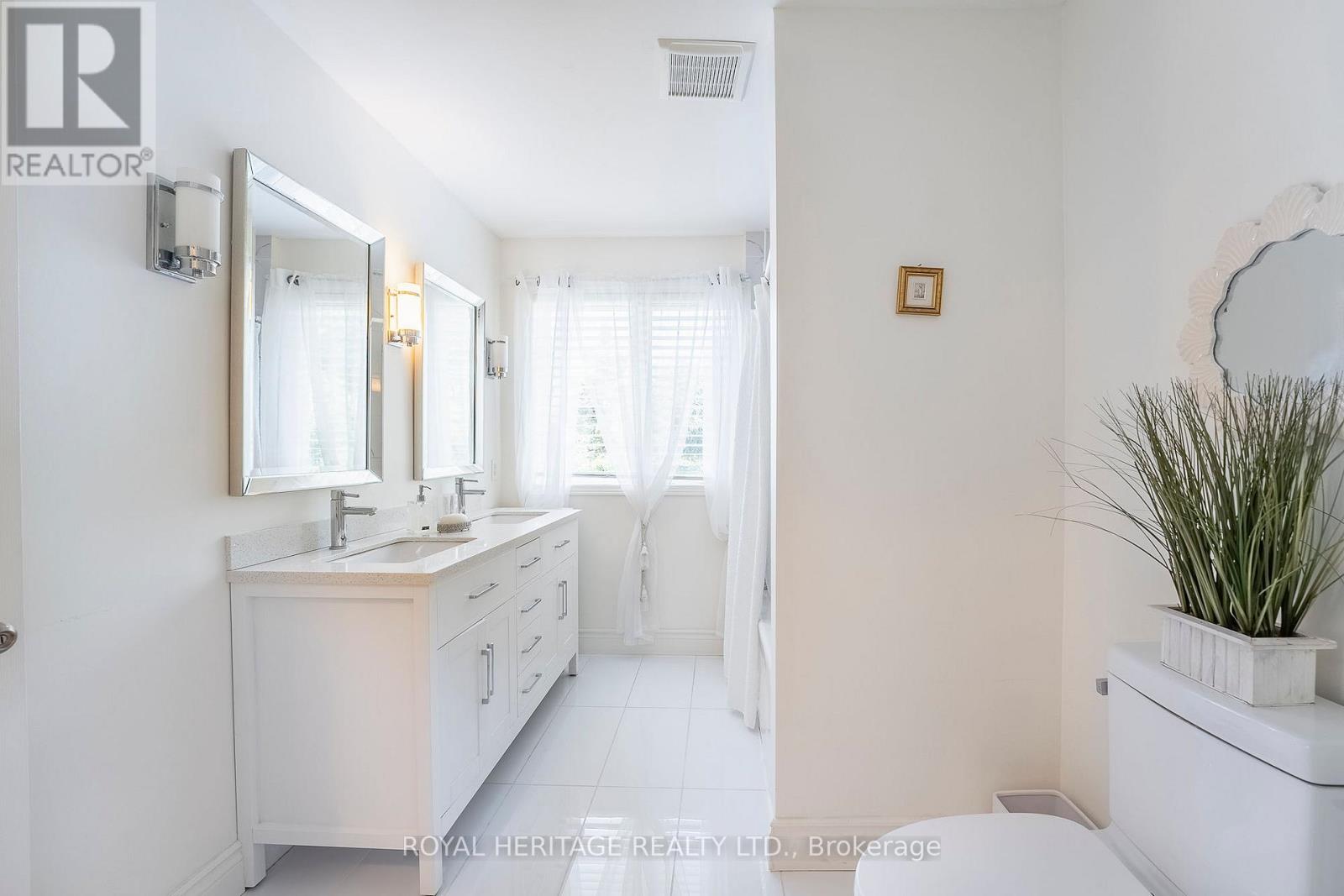 2158 BIRCHLEAF LANE, Burlington (Orchard), Ontario, L7L6G8 — Photo 13