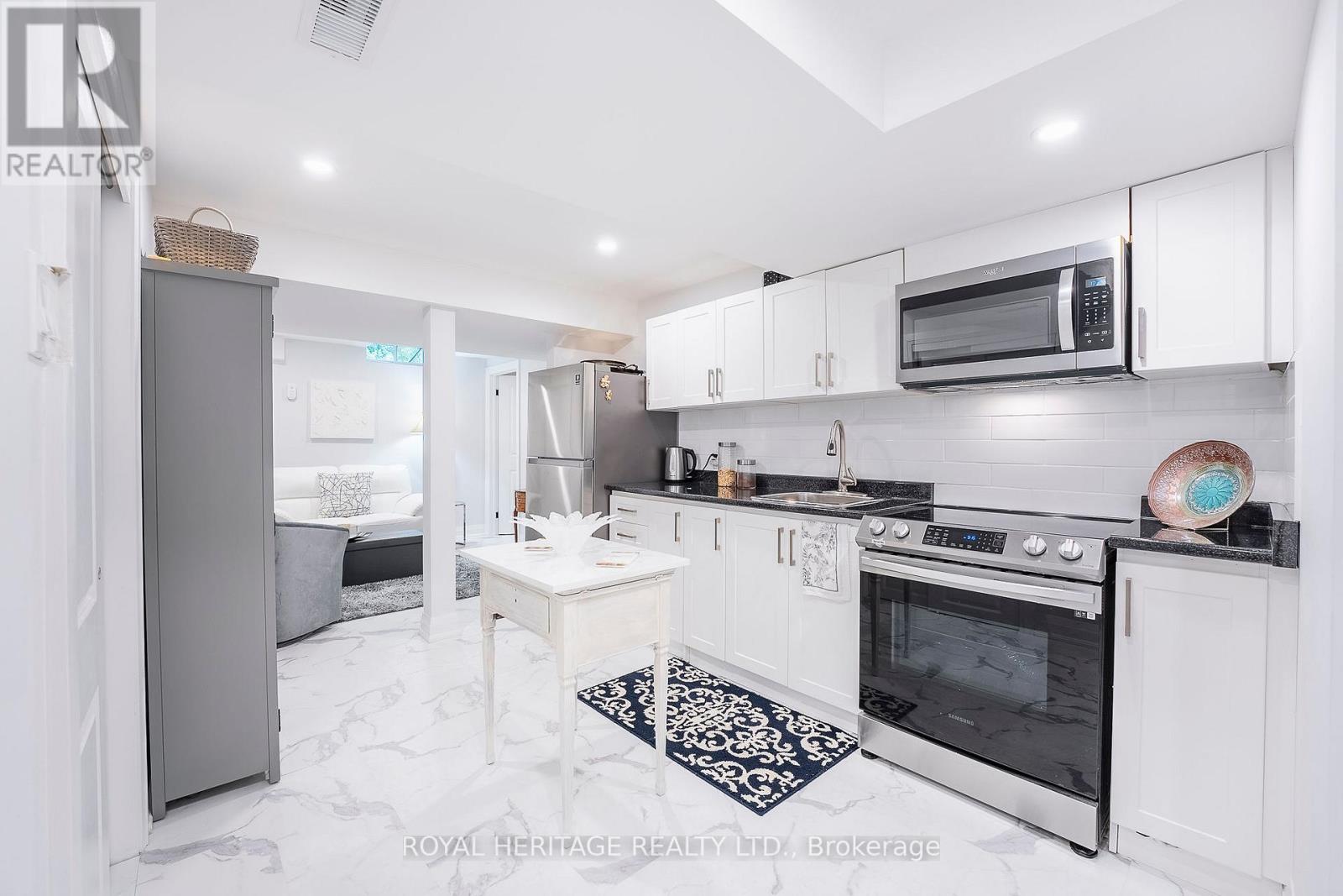 2158 BIRCHLEAF LANE, Burlington (Orchard), Ontario, L7L6G8 — Photo 16