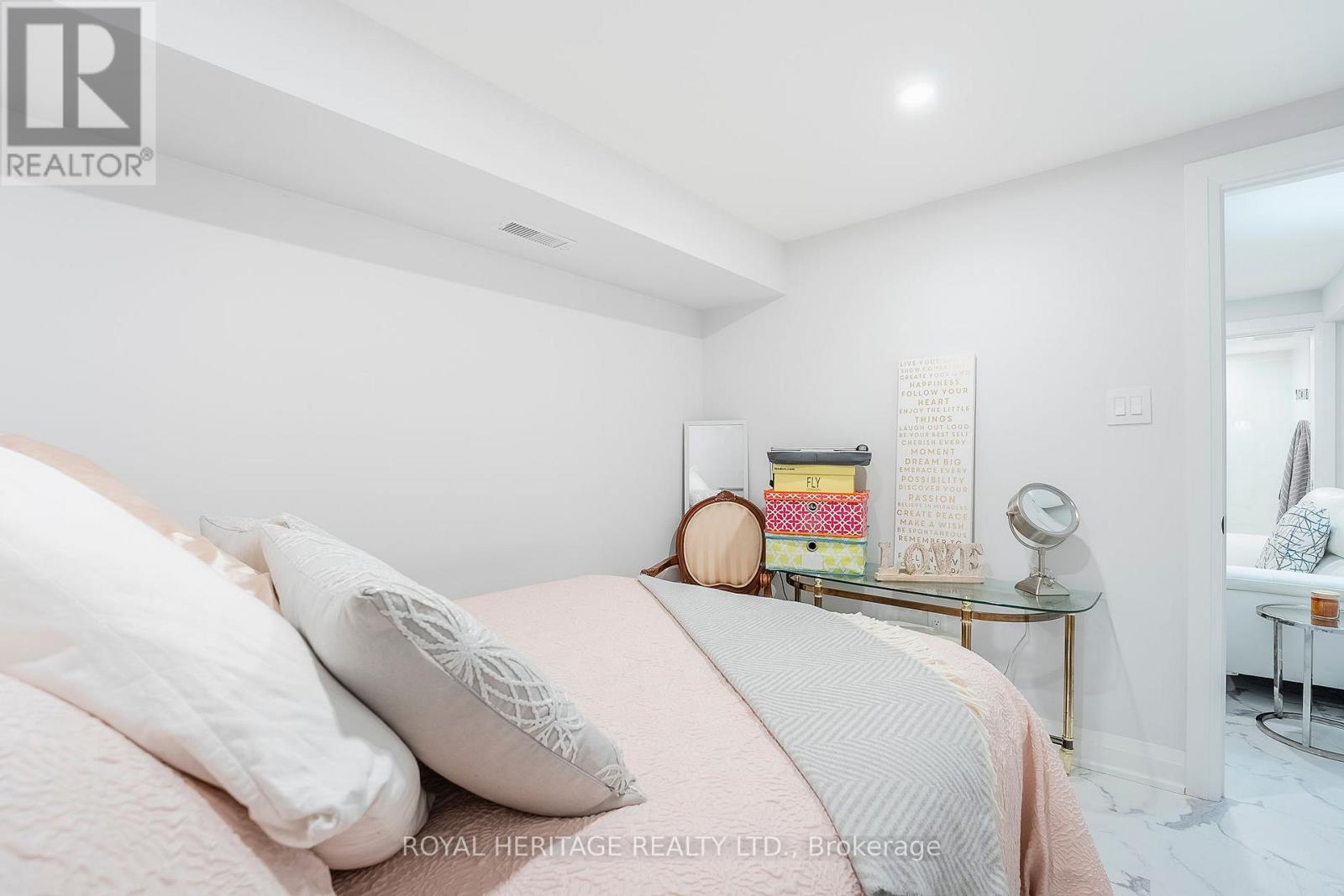 2158 BIRCHLEAF LANE, Burlington (Orchard), Ontario, L7L6G8 — Photo 19