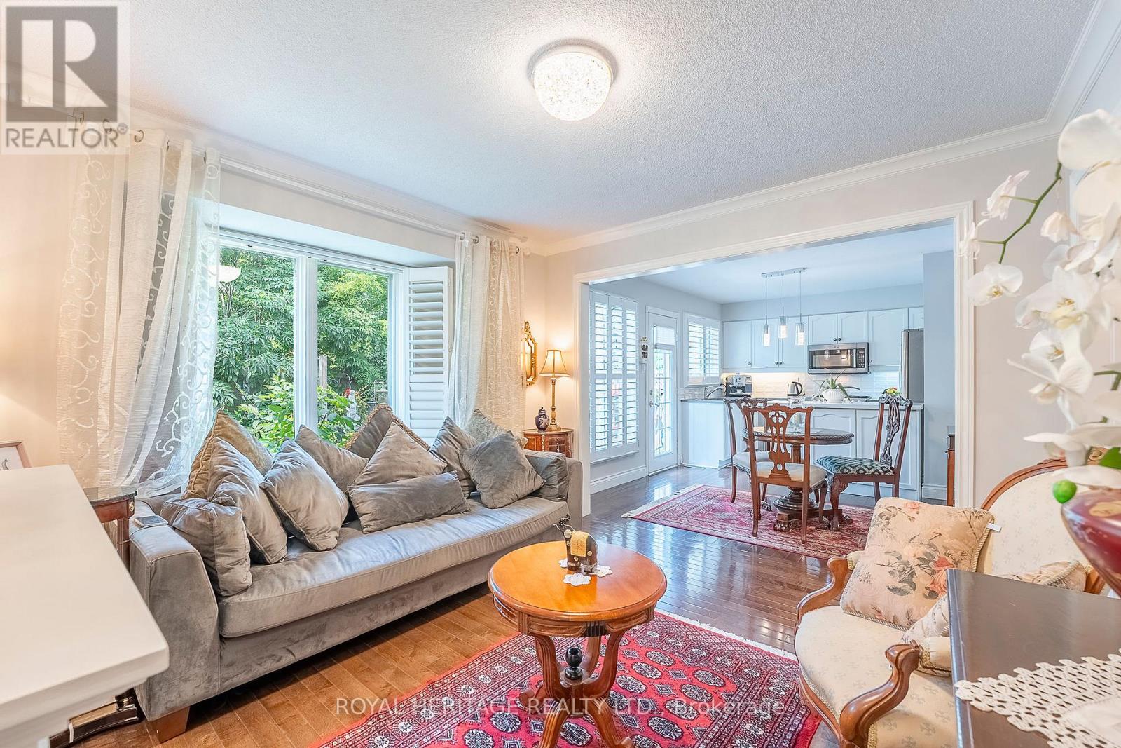 2158 BIRCHLEAF LANE, Burlington (Orchard), Ontario, L7L6G8 — Photo 7