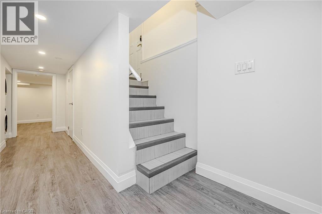 74 CATHCART Street Unit# 1-Lower Lvl, Hamilton, Ontario, L8R1M5 — Photo 2