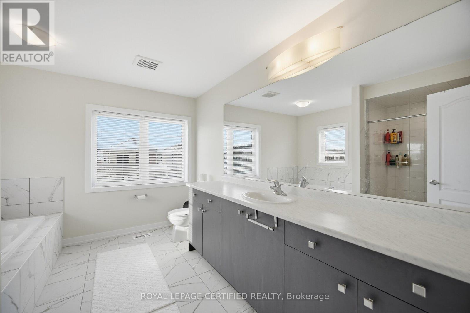 51 HAWICK CRESCENT, Haldimand, Ontario, N3W0G5 — Photo 23