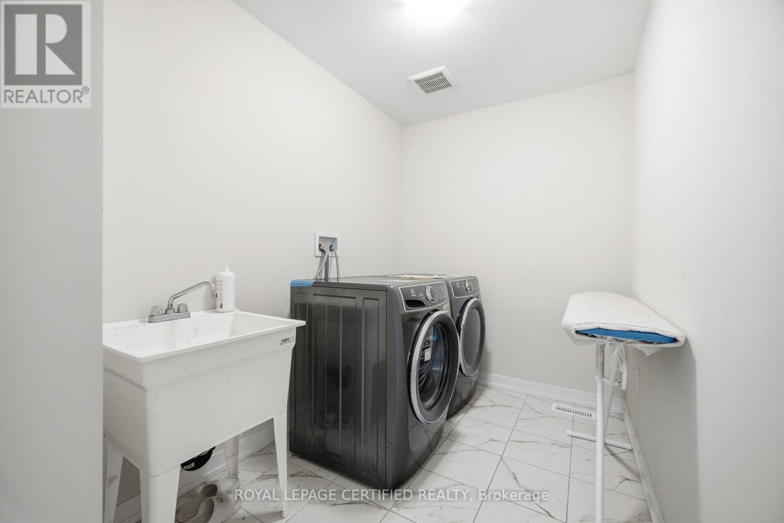 51 HAWICK CRESCENT, Haldimand, Ontario, N3W0G5 — Photo 34