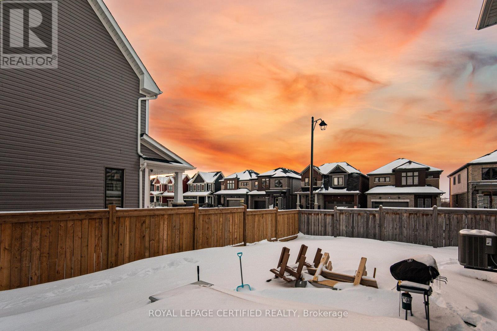 51 HAWICK CRESCENT, Haldimand, Ontario, N3W0G5 — Photo 39