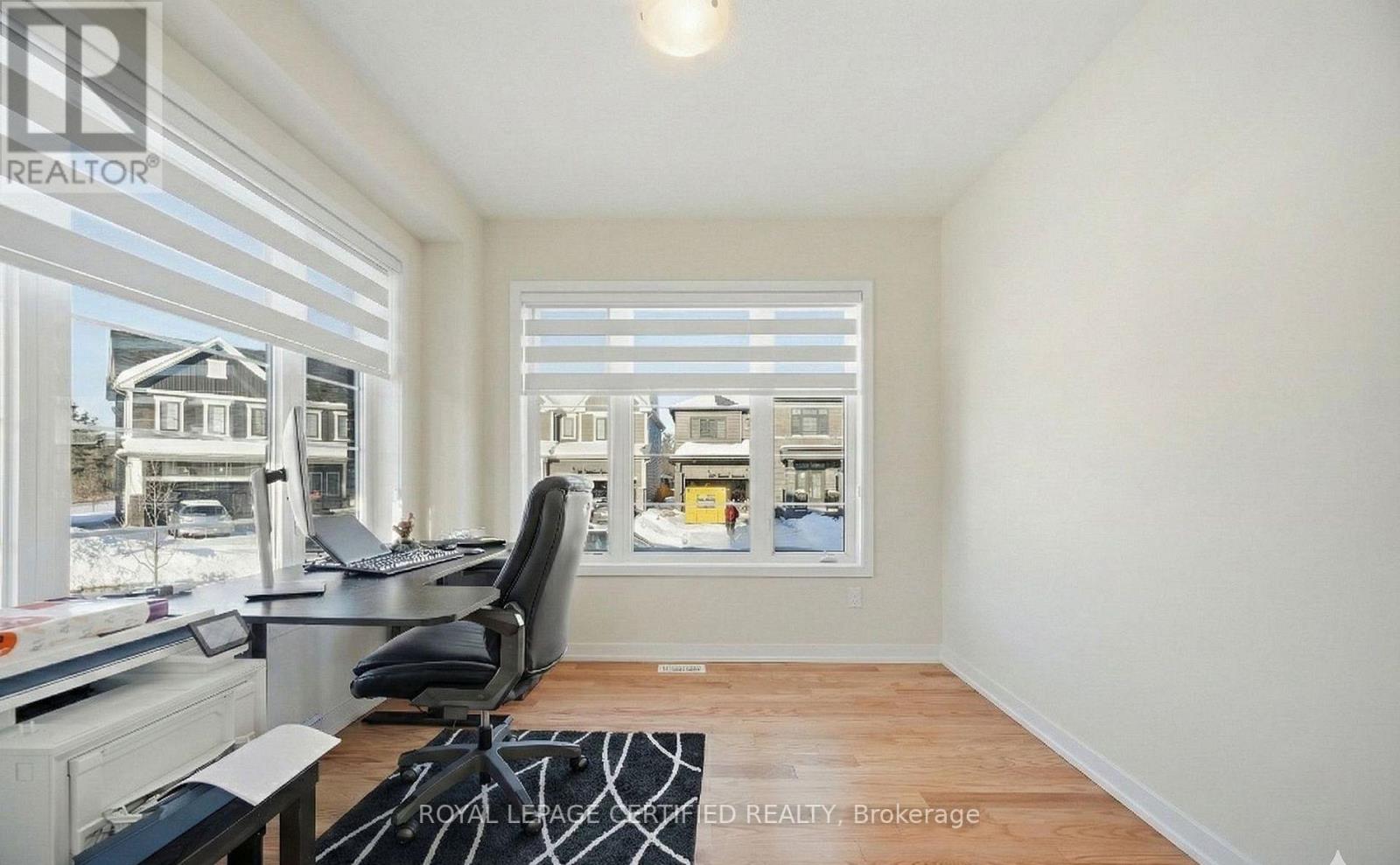 51 HAWICK CRESCENT, Haldimand, Ontario, N3W0G5 — Photo 8