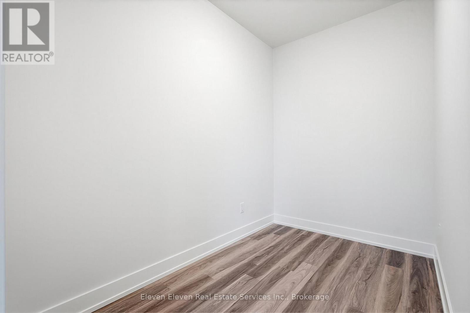 220 - 100 LACKNER PLACE, Kitchener, Ontario, N2A0M1 — Photo 17